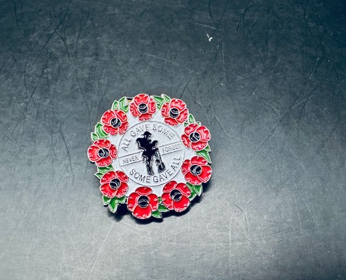 Poppie pin red flower - pin,