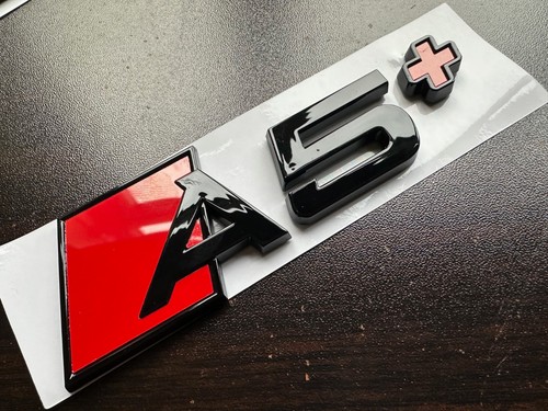 Gloss red black badge - a5+,