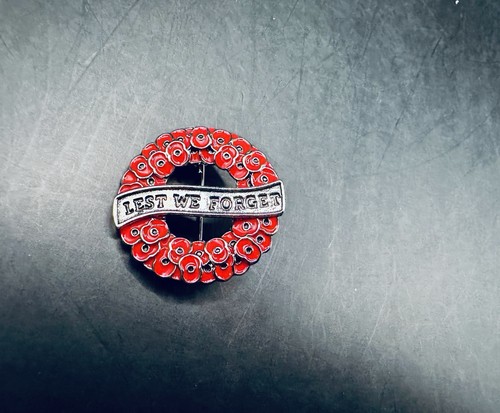 Poppie pin red flower - poppie,