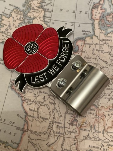 Red poppy car badge - poppy,