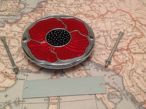 Red enamelled poppy grille car - enamelled,