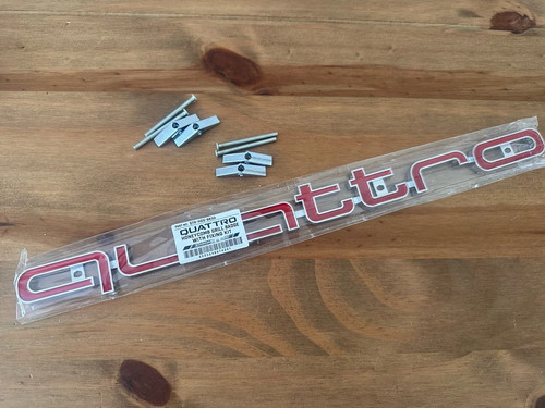 Quattro badge for honeycomb - badge,