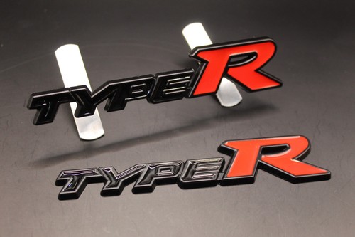 Black type red edges - type,